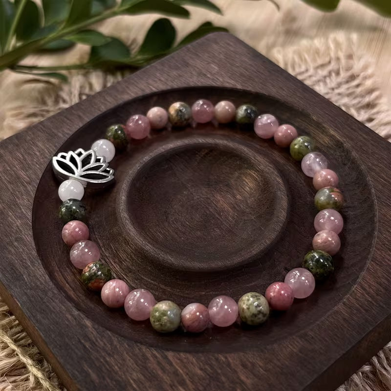 KIT DE PROTECCIÓN & SANACIÓN REIKI LOTUS💮 Brazalete de piedras sanadoras + Aceite esencial de Lavanda + Guia digital