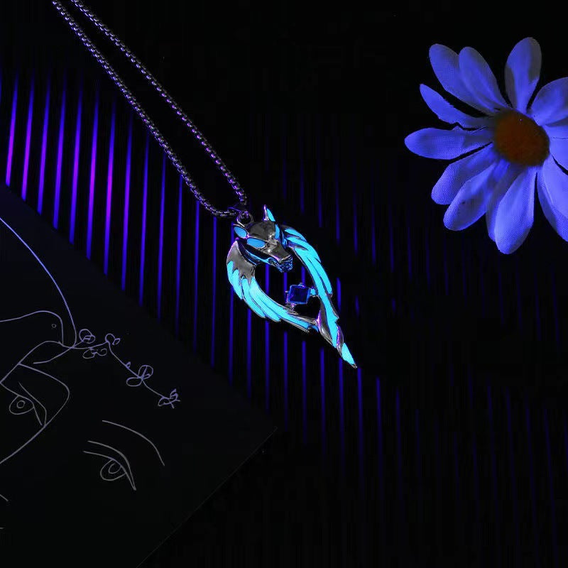 Amuleto Lobo Luminoso ® Luminous Wolf Necklace